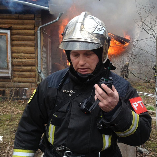 Специалисты Пожарно-спасательного центра Москвы — о деле их жизни